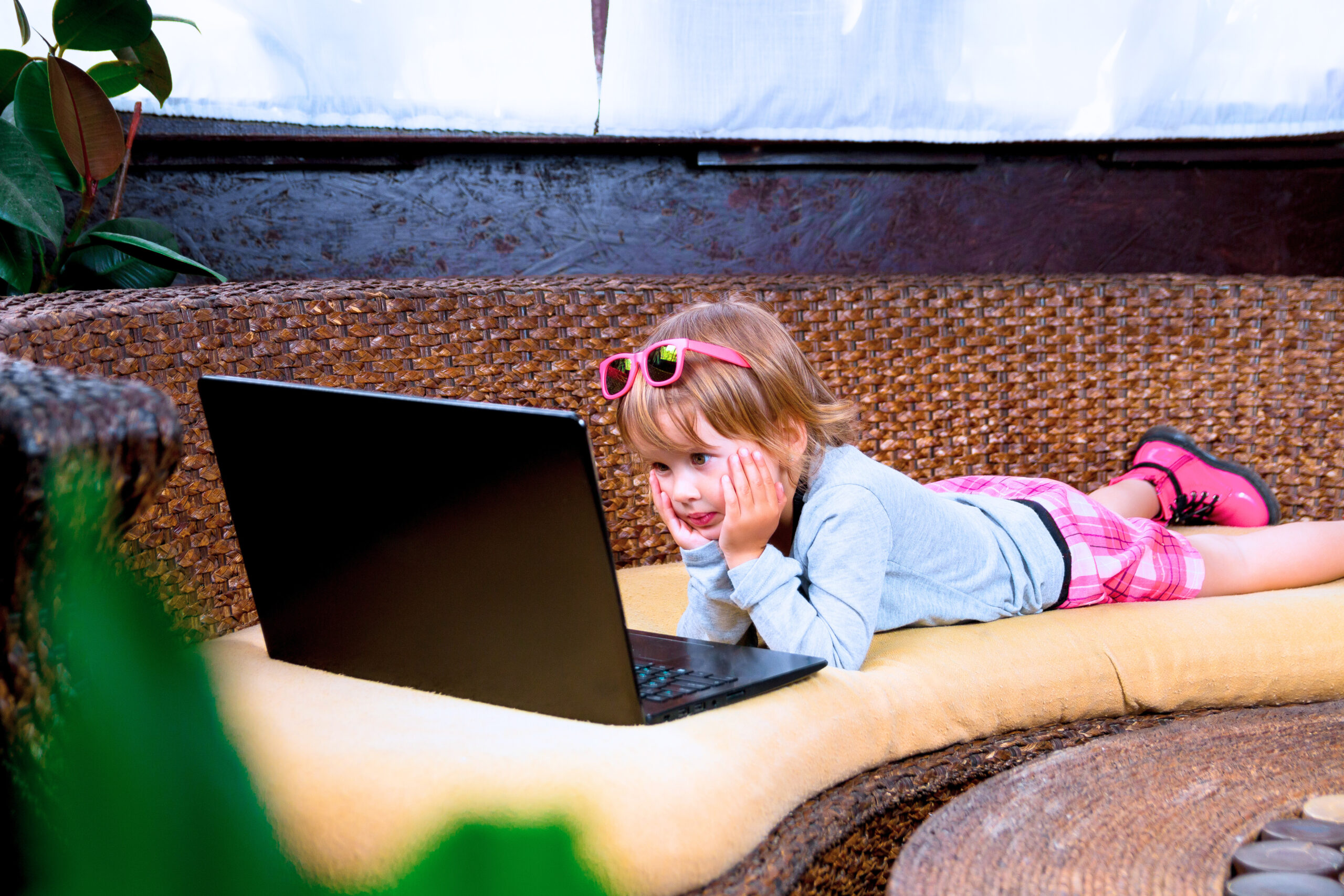 How Much Screen Time is Too Much for Your Preschooler? - Playgarden NYC